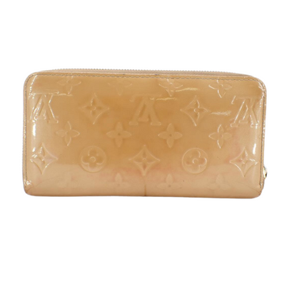 Vernis Beige Zippy Wallet