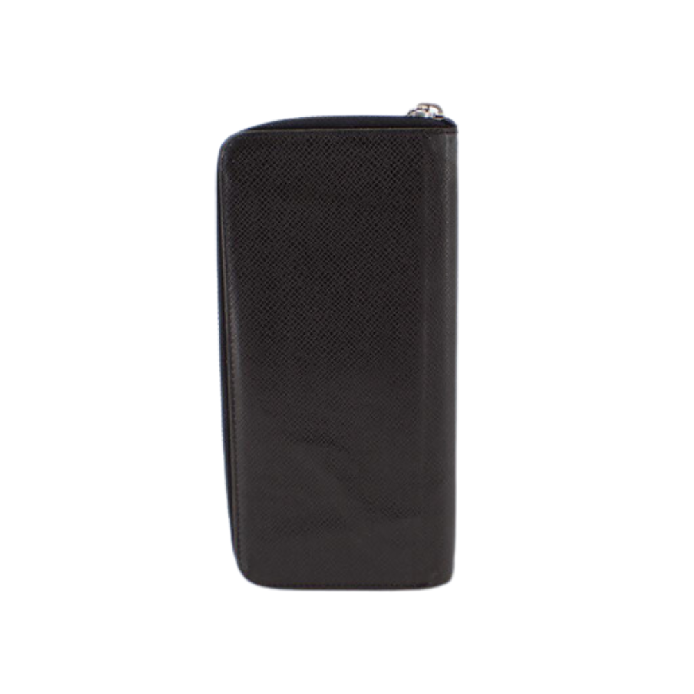 Taiga Black Vertical Zippy Wallet