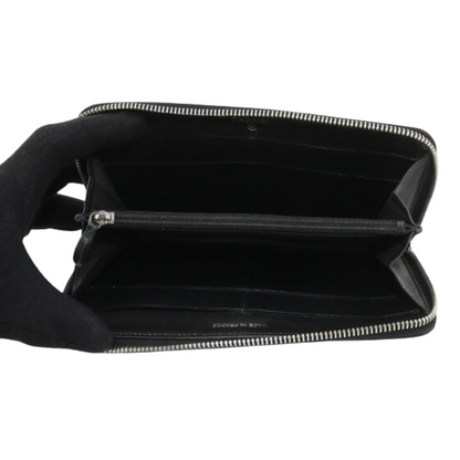 Black Leather Zippy Wallet