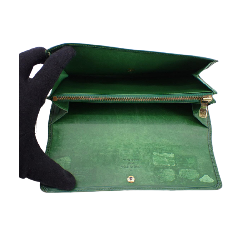 Epi Green International Wallet