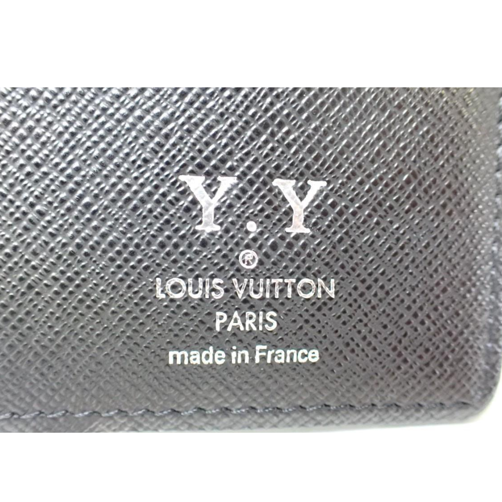 Damier Graphite Brazza Wallet