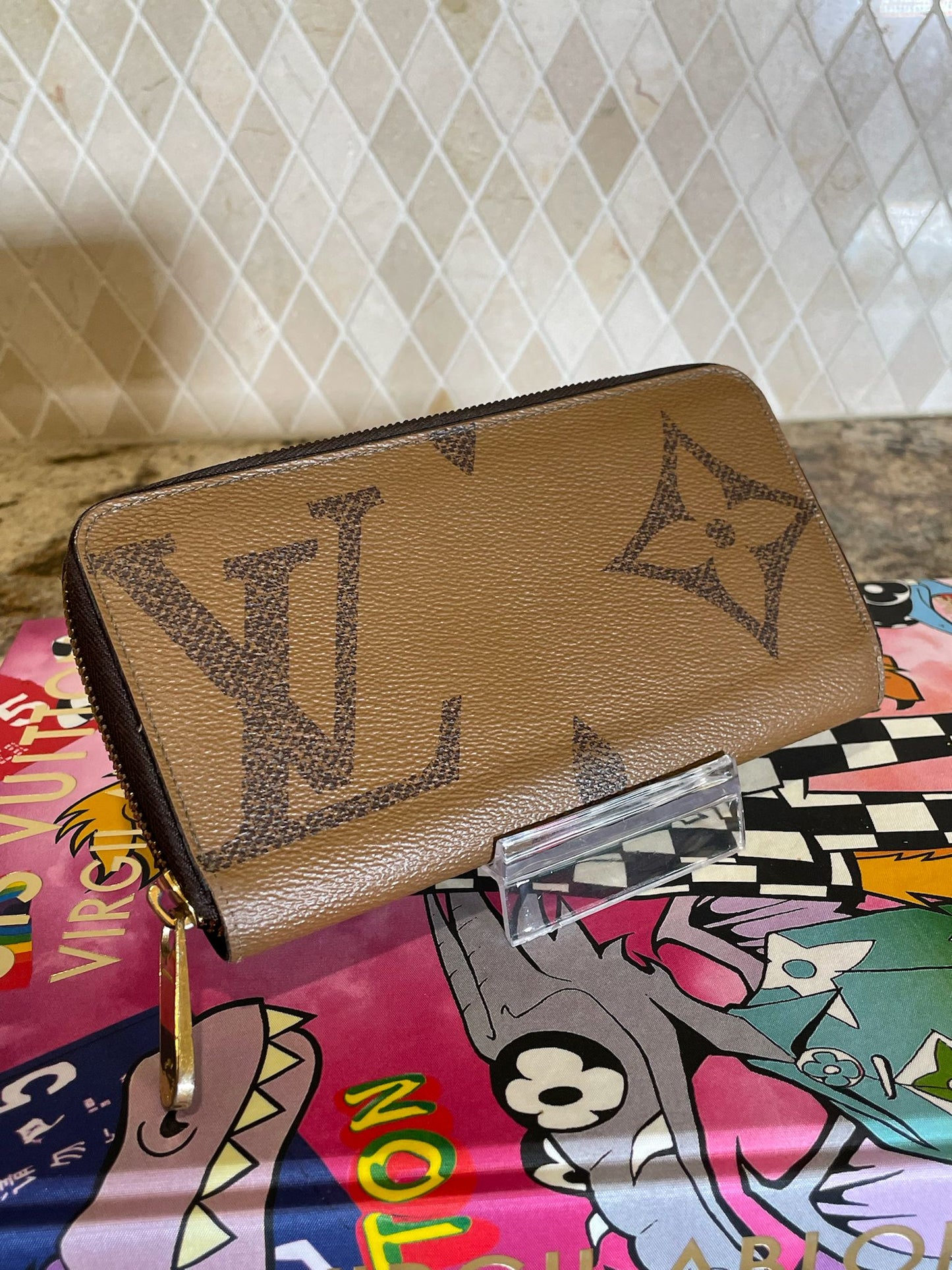 Louis Vuitton Monogram Reverse Zippy Wallet