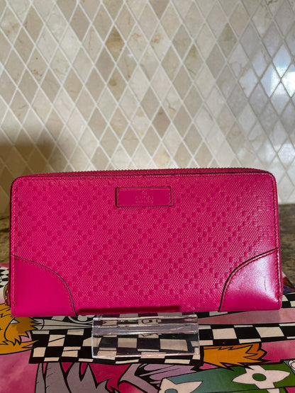 Gucci Pink Zippy Wallet