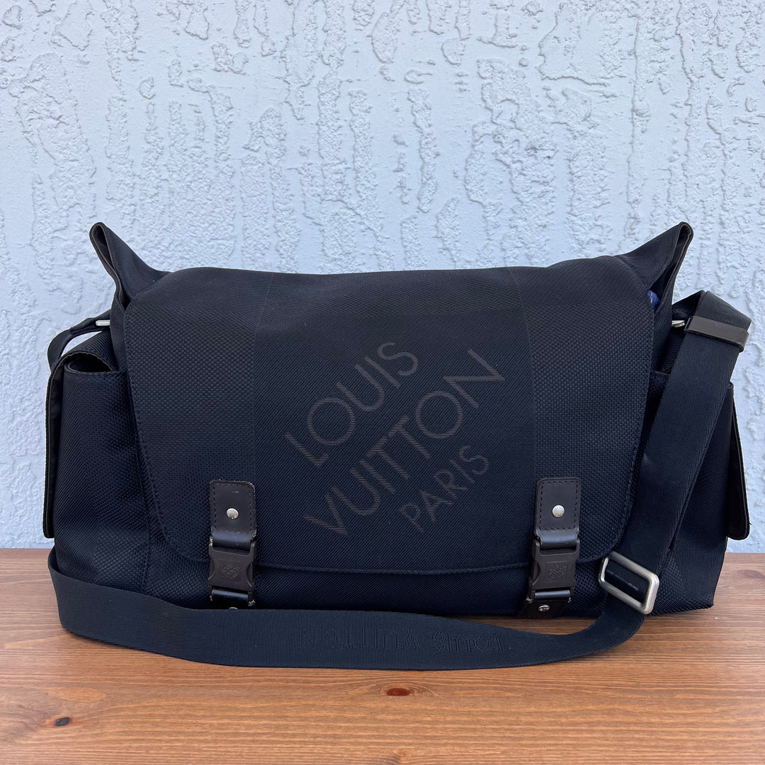 Louis Vuitton Boston Bags, Black