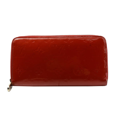 Vernis Red Zippy Wallet