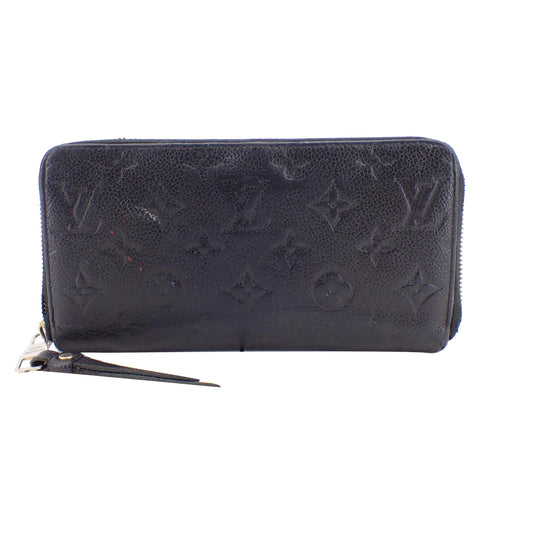 Tiaga Black Zippy Wallet