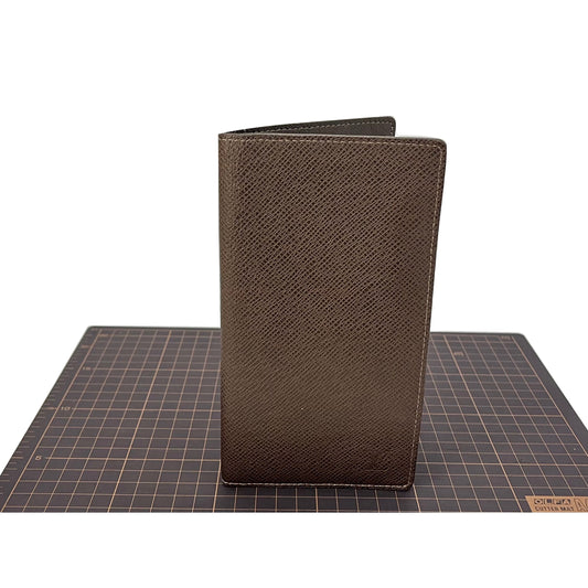 Taiga Brown Long Wallet