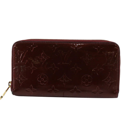 Vernis Maroon Zippy Wallet