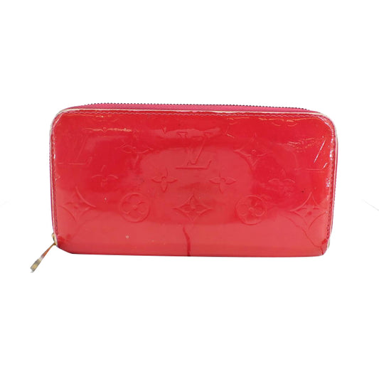 Vernis Red Zippy Wallet