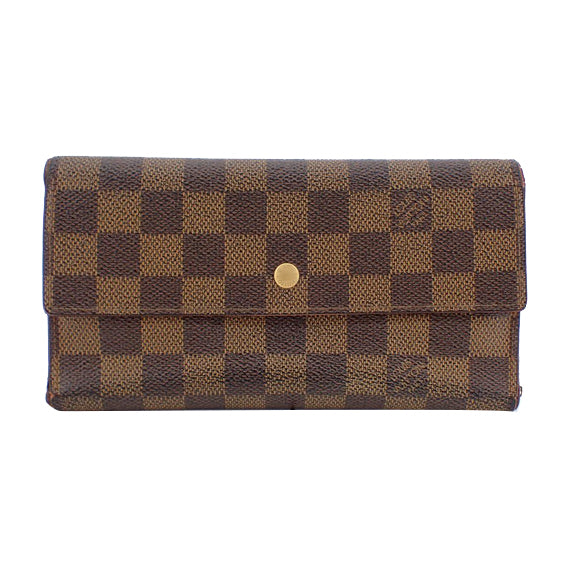 Damier Ebene International Wallet