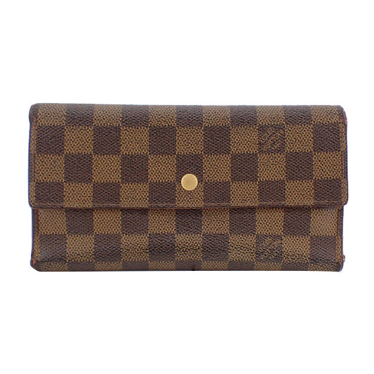 Damier Ebene International Wallet