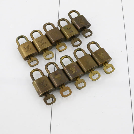 Set of 10 Lock & Keys