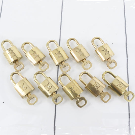 Set of 10 Lock & Keys