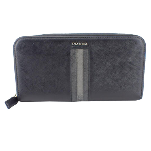 Black Leather Zippy Wallet