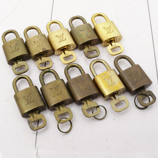 Set of 10 Lock & key