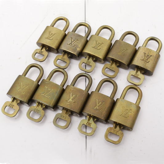 Set of 10 Lock & key