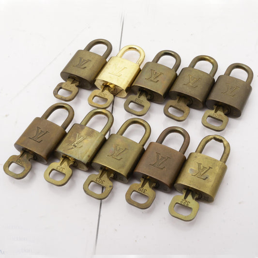 Set of 10 Lock & key