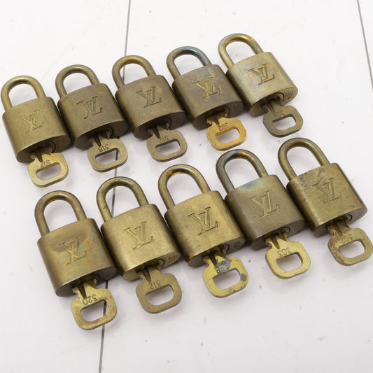 Set of 10 Lock & key