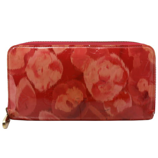 Vernis Red Zippy Wallet