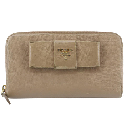 Beige Zippy Wallet