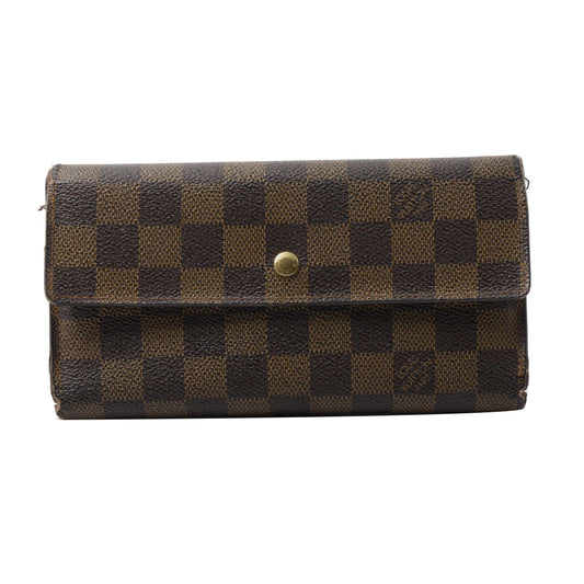 Damier Ebene International Wallet