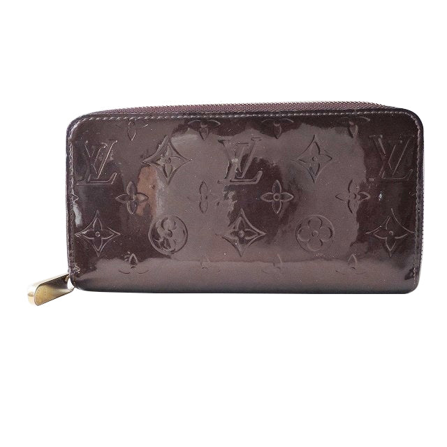 Vernis Amarante Zippy Wallet