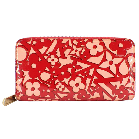 Vernis Red Zippy Wallet