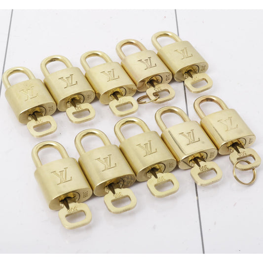 Set of 10 Lock and Keys