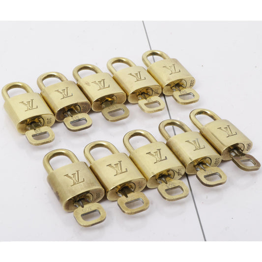 Set of 10 Lock and Keys