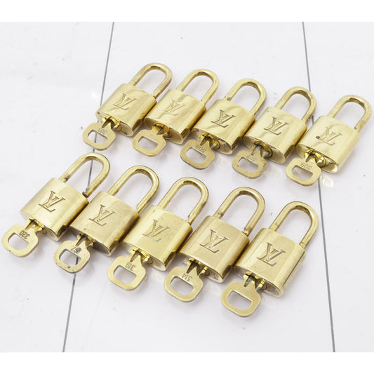 Set of 10 Lock and Keys