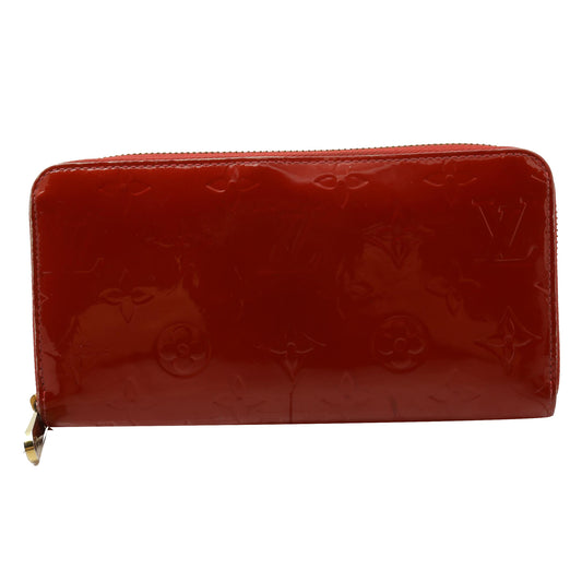 Vernis Red Zippy Wallet