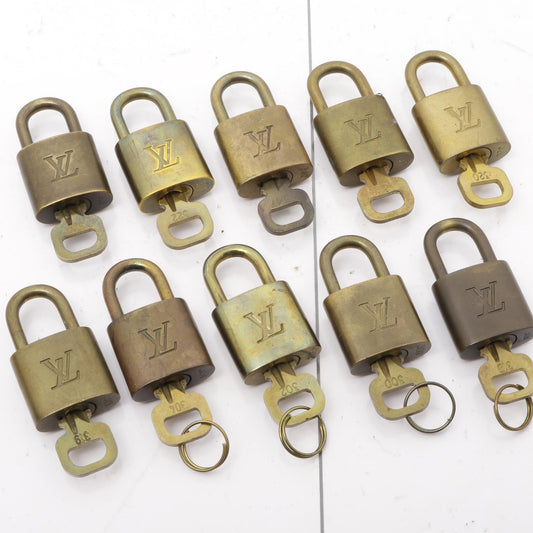 Set of 10 Lock and Keys