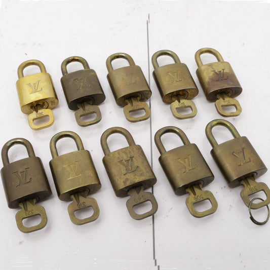 Set of 10 Lock and Keys