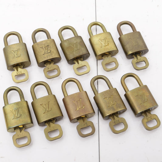 Set of 10 Lock and Keys