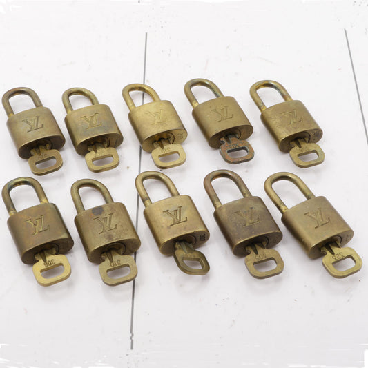 Set of 10 Lock and Keys