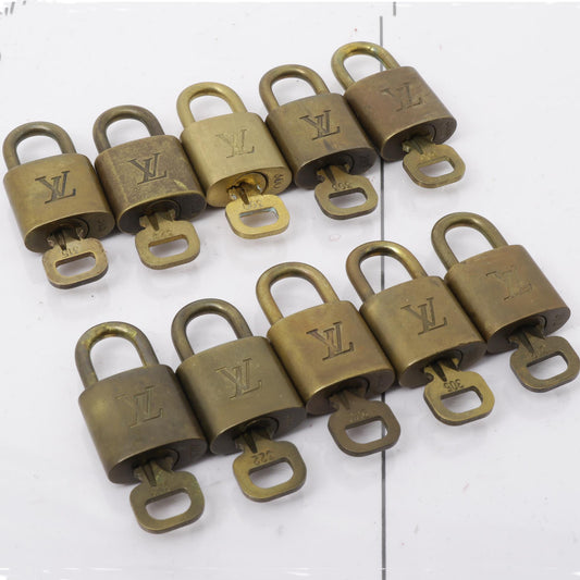 Set of 10 Lock and Keys