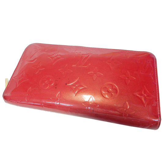 Vernis Red Zippy Wallet