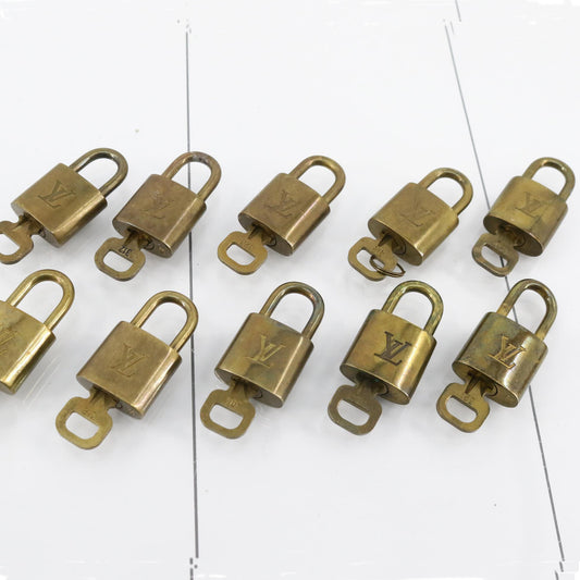 Set of 10 Lock and Keys