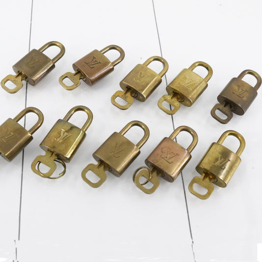 Set of 10 Lock and Keys