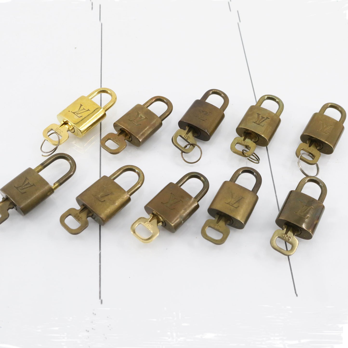 Set of 10 Lock and Keys