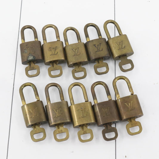 Set of 10 Lock and Keys