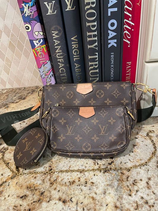 Louis Vuitton Monogram Multi Pouchette